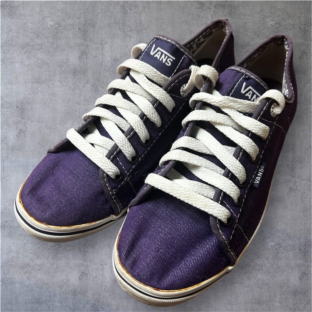 Vans Deep Purple Canvas Shoes with White Laces